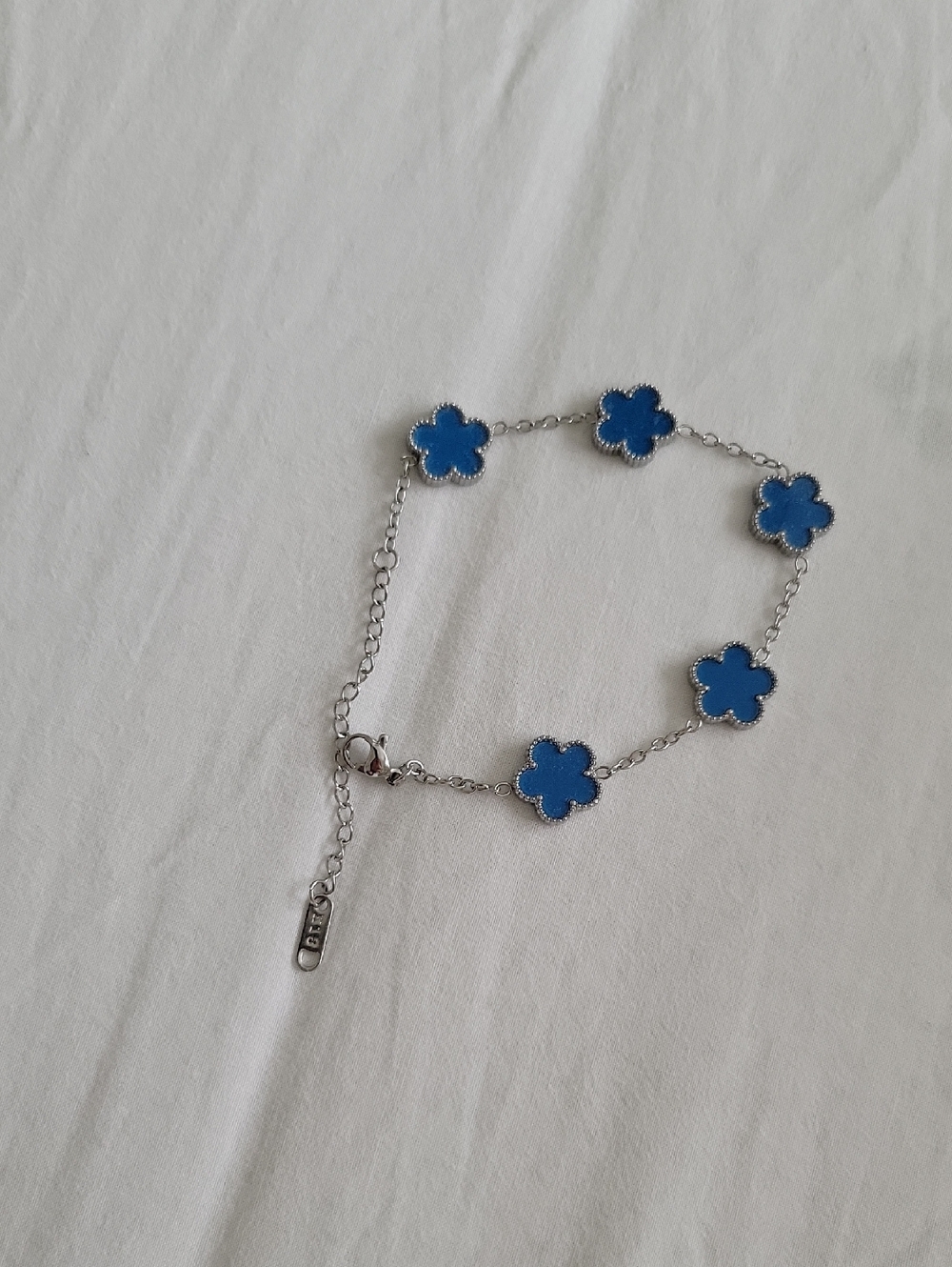 Amazon Silver Chain Necklace with Blue Clover Charms
